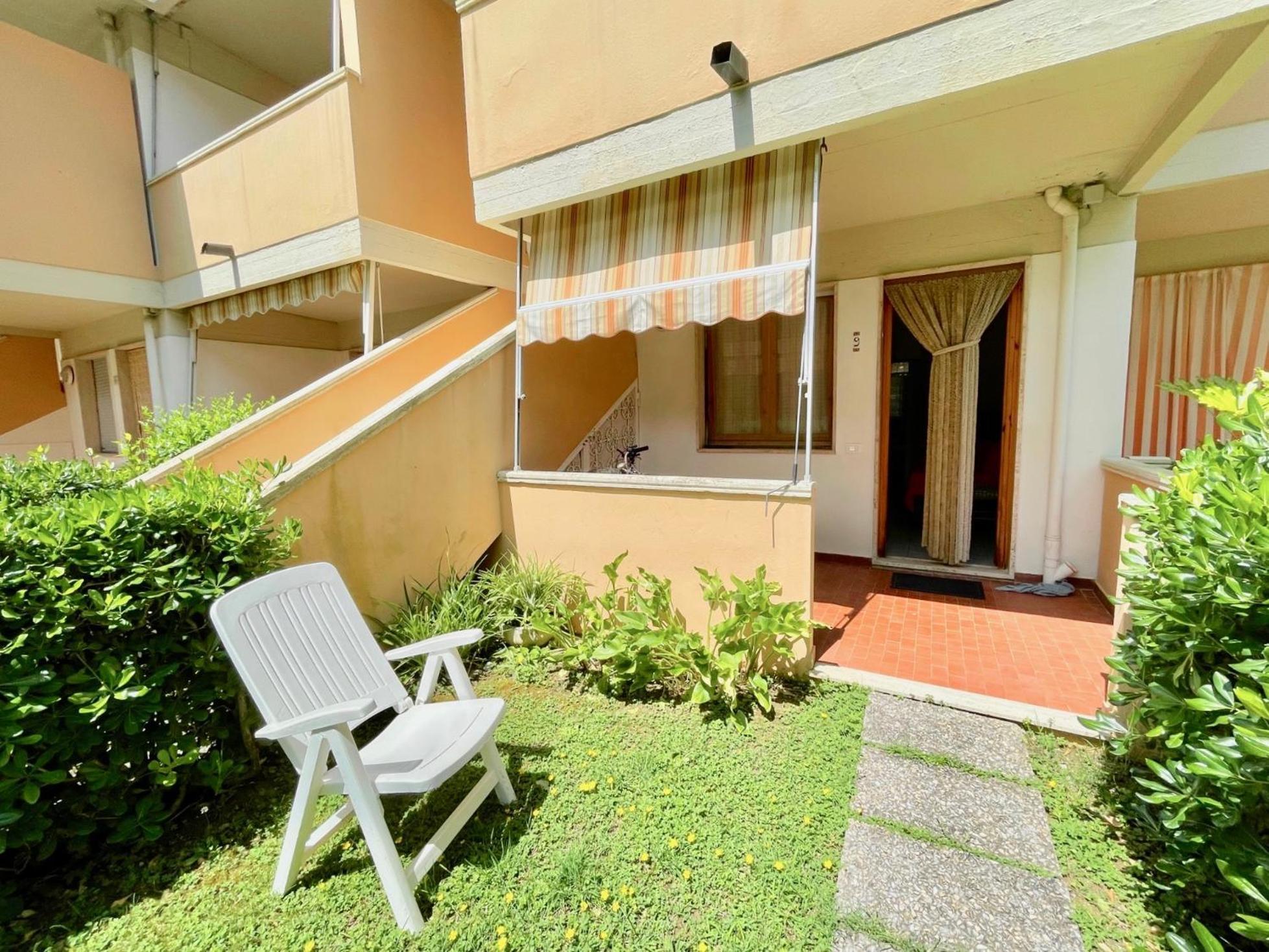 Appartamenti Via Dei Cipressi Marina Di Bibbona Exterior foto